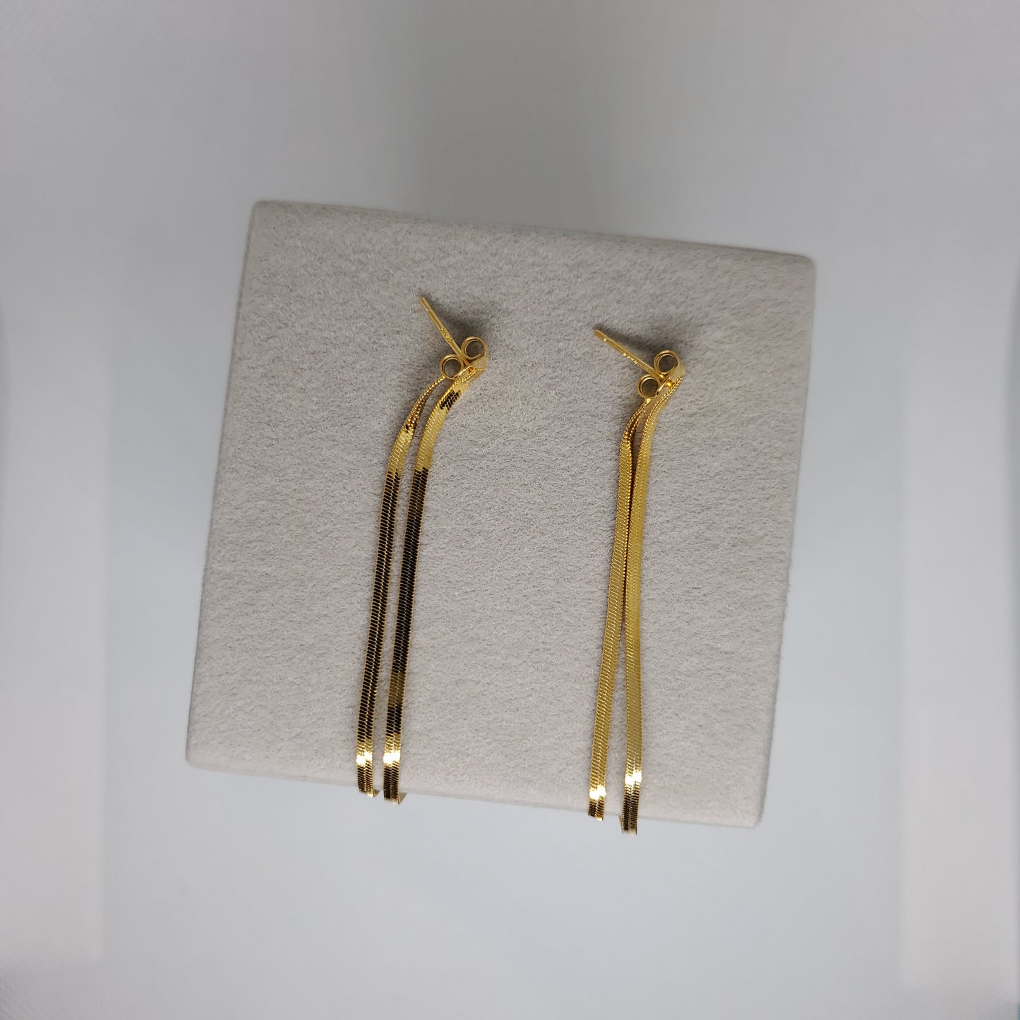 Medusa Gold earrings